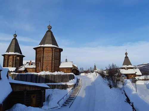 Свято-Троицкий Феодоритов Кольский мужской монастырь