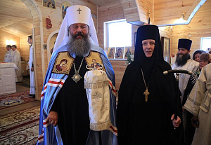 Митрополит Кирилл освятил первый храм Боголюбского монастыря Екатеринбургской митрополии и возвел в сан игумении монахиню Питириму (Лисицыну) 