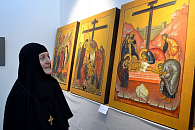 В выставочном зале Орска открылась выставка Иверского монастыря «Иконостас»