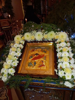 В Неделю по Рождестве Христовом епископ Салаватский Николай совершил Литургию в Варваринском монастыре 