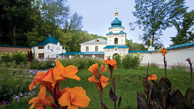 Скит в честь преподобных Антония и Феодосия Печерских Свято-Успенской Святогорской Лавры Донецкой епархии 