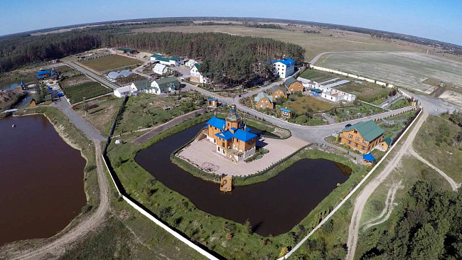 Ставропигиальный женский монастырь в честь Афонской иконы Божией Матери Киевской епархии 