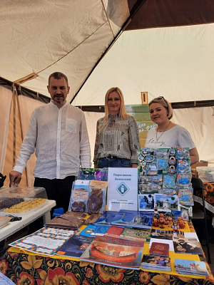Паломнический центр Троице-Сергиевой лавры и мастерские обители приняли участие в фестивале «Ростов купеческий»