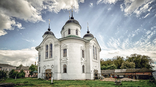 Благовещенский мужской монастырь, г. Нежин Нежинской епархии