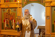 Председатель Синодального отдела по монастырям и монашеству совершил Литургию в Николо-Вяжищском монастыре