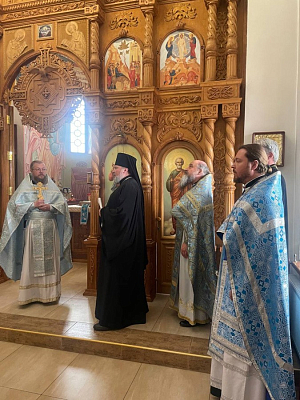 Глава Крымской митрополии поздравил благочинного Косьмо-Дамиановского монастыря с юбилеем  