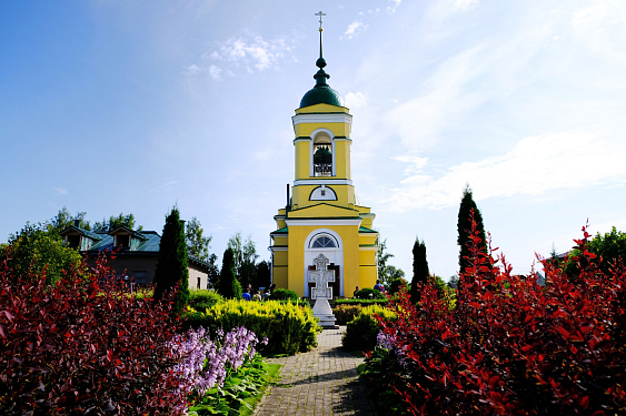 Храм в честь   иконы Божией Матери «Казанская» Покровского Хотькова женского монастыря