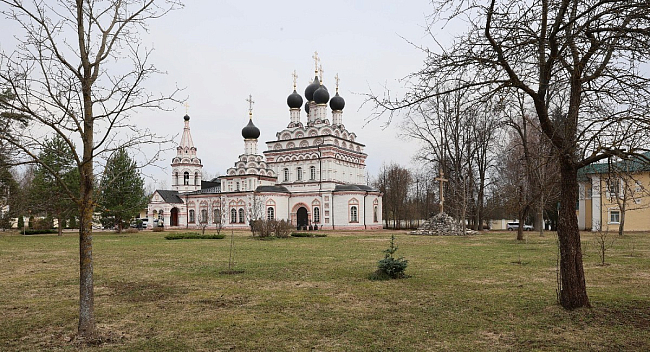 Свято-Троицкий Александро-Невский ставропигиальный женский монастырь