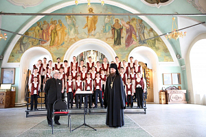 В Высоко-Петровском монастыре выступила с концертом Владимирская капелла мальчиков и юношей