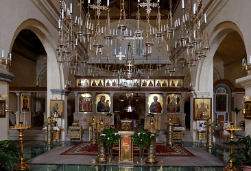 Итальянский город Тарквиния. В храме Преображения Господня и преподобного Антония Великого