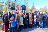 Память погибших в Великой Отечественной войне почтили в Александро-Невской лавре