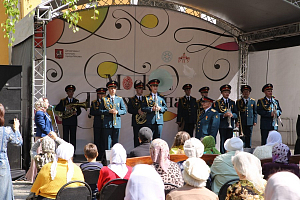 В Новоспасском монастыре выступил оркестр Минобороны РФ и прошел колокольный концерт