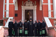 Высоко-Петровский монастырь Москвы посетила группа клириков и ставленников из стран Африки