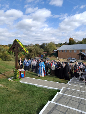 На подворье Аносина монастыря в Епифани совершена панихида по воинам, павшим за Отечество во все времена