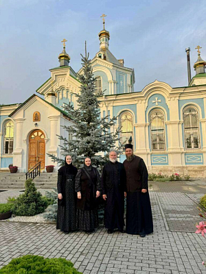 В рамках празднования 275-летия со дня рождения преподобного Германа Аляскинского клирик Свято-Германовской семинарии посетил Милостиво-Богородицкий монастырь