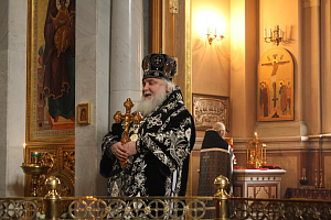 Митрополит Арсений совершил Литургию Преждеосвященных Даров  и иноческий постриг в Иоанно-Предтеченском монастыре