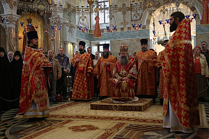 Митрополит Кирилл совершил Литургию в Ново-Тихвинском Александро-Невском монастыре г. Екатеринбурга в день его престольного праздника