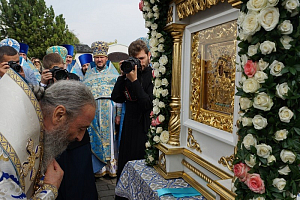 Митрополит Онуфрий возглавил торжества в Зимненском монастыре в честь почитаемого образа Богородицы