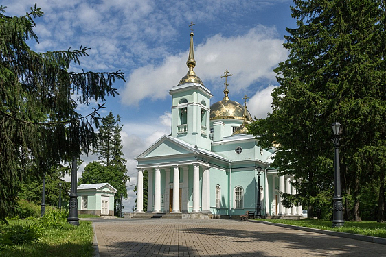 Храм  мучениц Веры, Надежды, Любови и матери их Софии, подворья Иоанновского ставропигиального женского монастыря