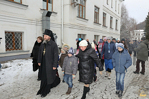 В Святогорье приняли беженцев из Авдеевки