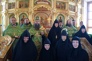 Наместник Ново-Иерусалимского монастыря передал настоятельнице Аносиной пустыни Патриаршее поздравление с днем тезоименитства 