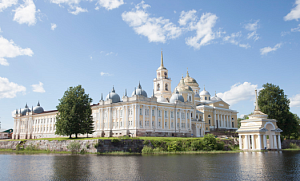 Митрополит Георгий совершил Литургию в Нило-Столобенской пустыни