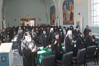 В Воскресенском Новодевичьем монастыре Санкт-Петербурга завершился первый день работы круглого стола «Особенности устроения монашеской жизни в городских монастырях»