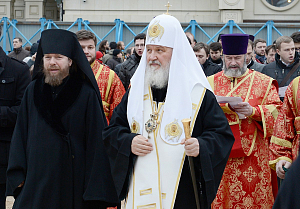 Патриарх освятил закладной камень в основание храма Новомучеников и исповедников Российских и новое здание Сретенской духовной семинарии