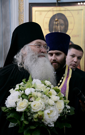 Патриаршее поздравление наместнику Заиконоспасского ставропигиального монастыря архимандриту Петру (Афанасьеву) с 75-летием со дня рождения