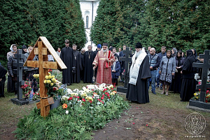 Митрополит Лев совершил Литургию и отпевание монахини в Варлаамо-Хутынском монастыре