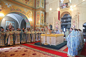 В праздник иконы Божией Матери «Живоносный Источник» Предстоятель Украинской Православной Церкви совершил Литургию в Почаевской лавре