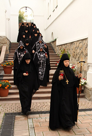 Радуйтесь, с нами Бог!