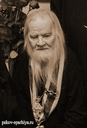 Отошел ко Господу старец-духовник Псково-Печерского монастыря архим. Адриан (Кирсанов)