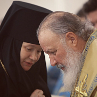 «Судьбы мира решаются не в кабинетах, а в монашеских кельях»