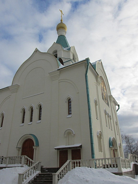 Храм в честь святителя Иова, Патриарха Московского и всея Руси. Патриаршее подворье Свято-Успенского Старицкого монастыря.