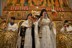 Пасха, двери райския нам отверзающая!