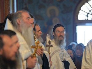 Явился еси днесь вселенней...