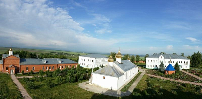 Свято - Троицкий Чуфаровский  мужской монастырь