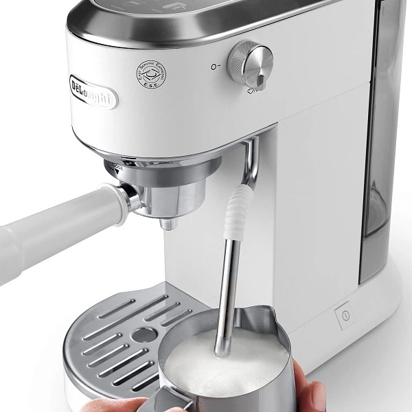 DeLonghi EC890.WI