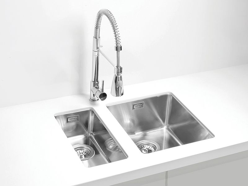 Мойка KOMBINO 20 -90 340X400X195 в комплекте с сифоном 1130550 (1100234) SAT
