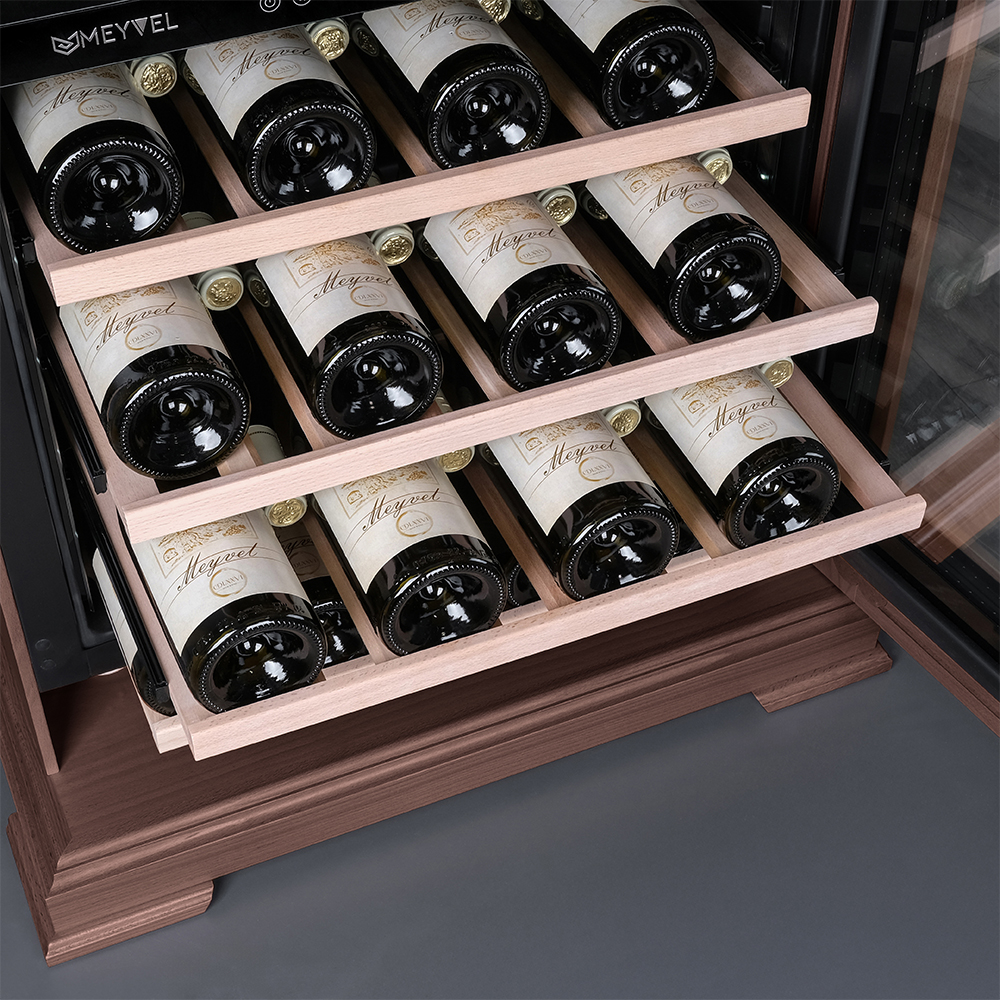 Meyvel MV46PRO-KBT2 (Итальянский орех)