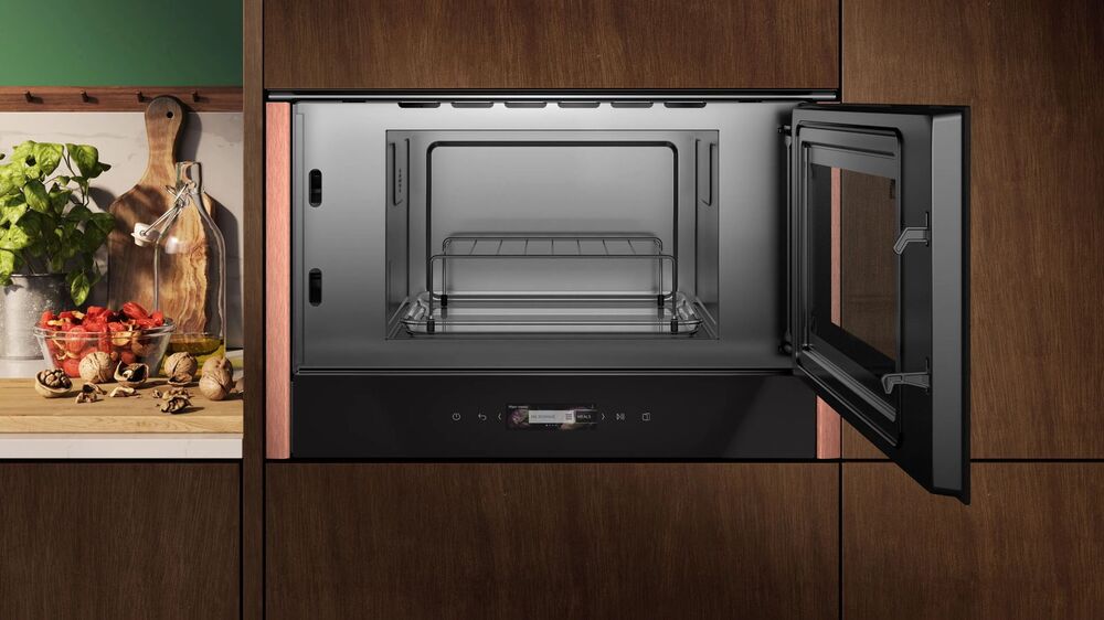 NEFF NR9GR31Y1