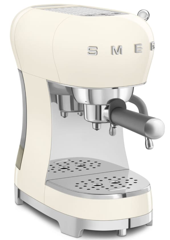 Smeg ECF02CREU