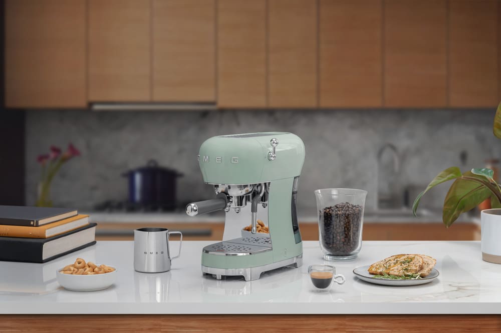 Smeg ECF02PGEU