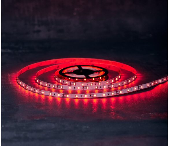 Обзор: LED лента открытая, 8 мм, IP23, SMD 2835, 60 LED/m, 12 V, цвет свечения красный LAMPER