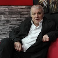 Александр Дюмин