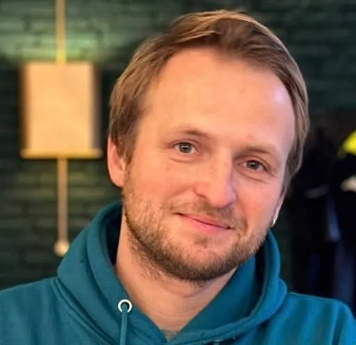 Андрей Менде