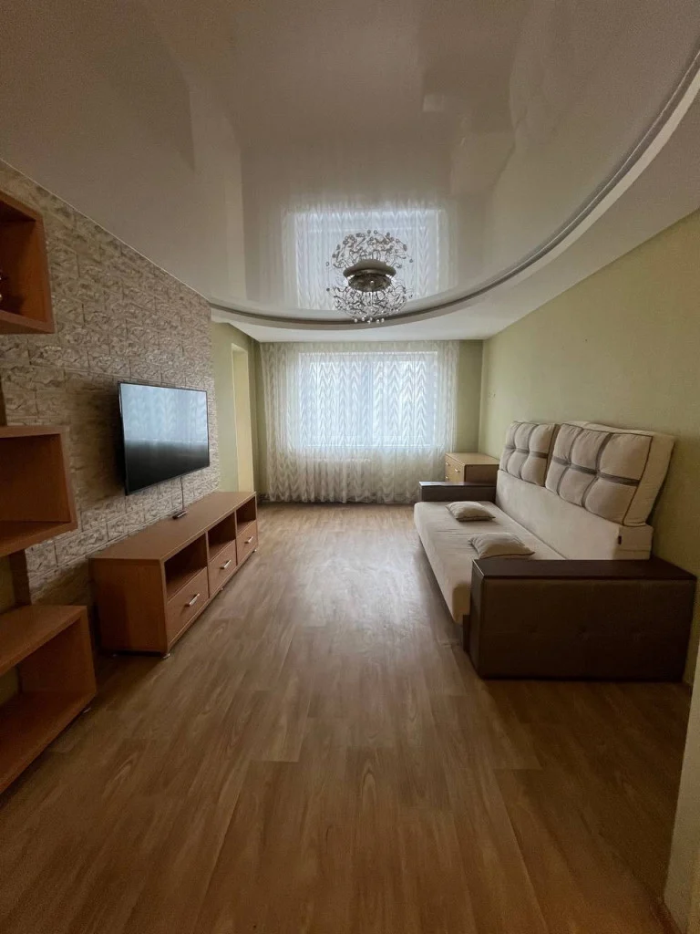 4-комнатная квартира, 95 м², кв. Заречный, Луганск — фото объявления Луганск