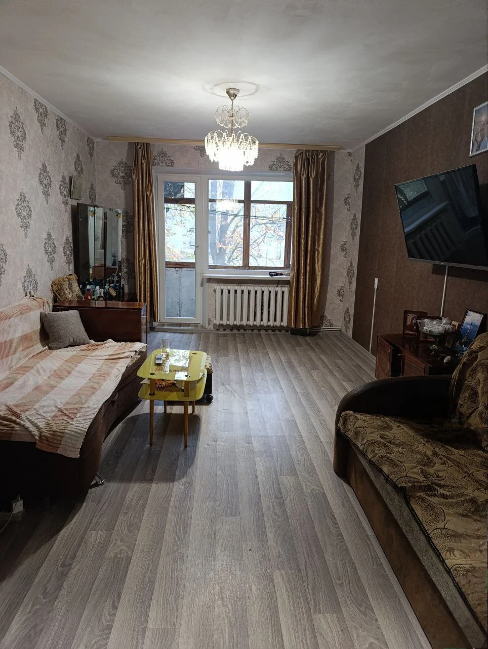 4-комнатная квартира, 80 м², кв. Якира, Луганск — фото объявления Луганск