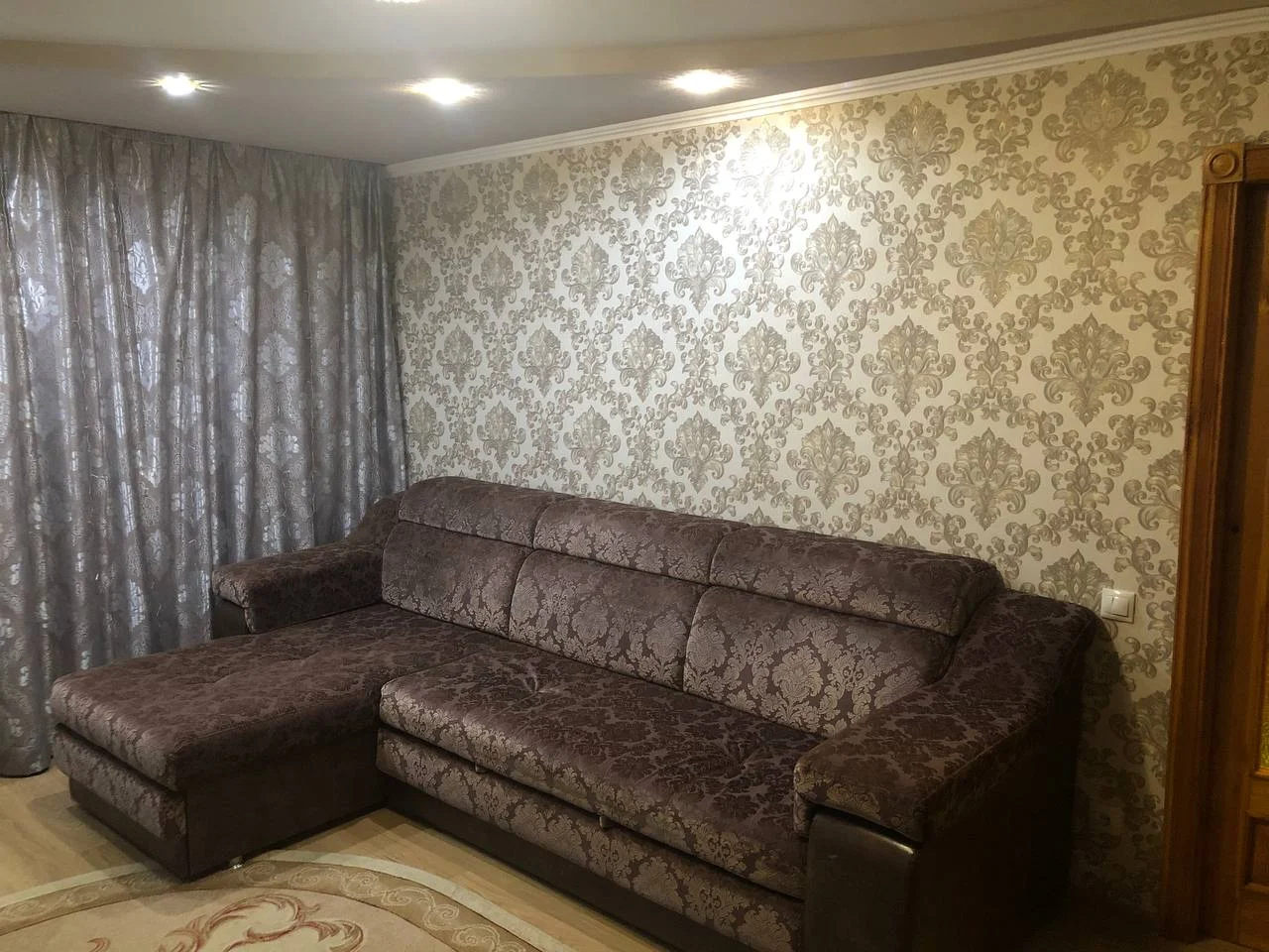 3-комнатная квартира, 64,3 м², ул. Новопромышленная, Луганск — фото объявления Луганск